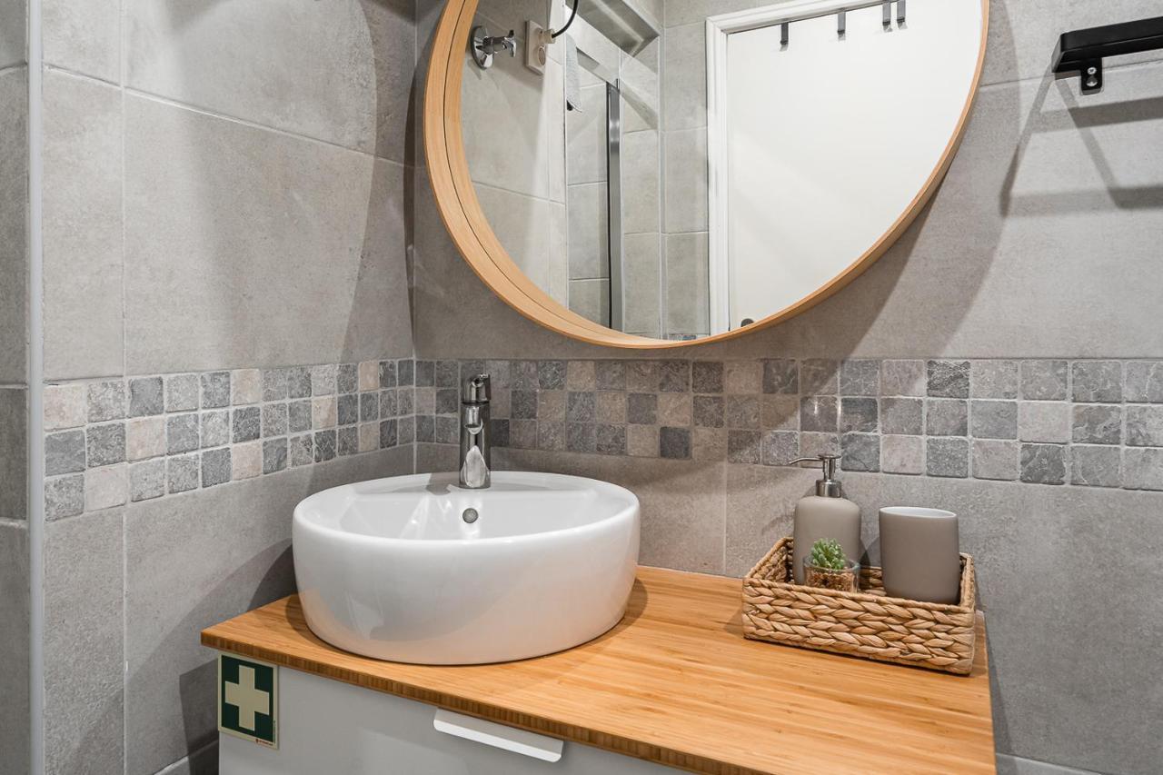 Catarina'S Little Corner By Lovelystay Porto Exterior photo